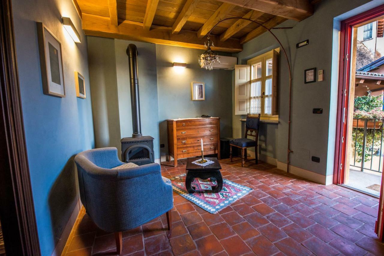 Albergo Ristorante Garibaldi Cisterna dʼAsti Eksteriør bilde