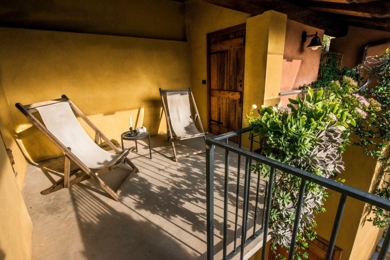 Albergo Ristorante Garibaldi Cisterna dʼAsti Eksteriør bilde