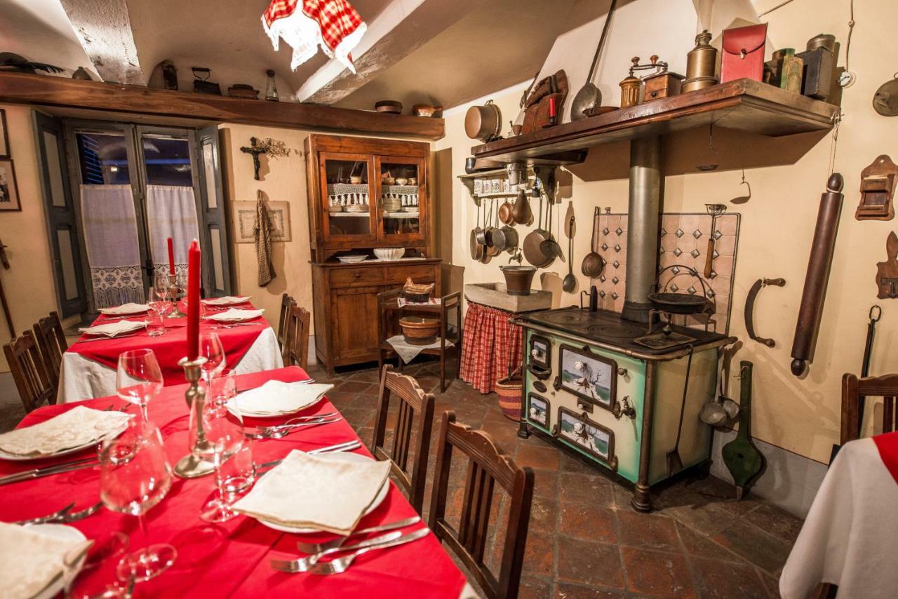 Albergo Ristorante Garibaldi Cisterna dʼAsti Eksteriør bilde