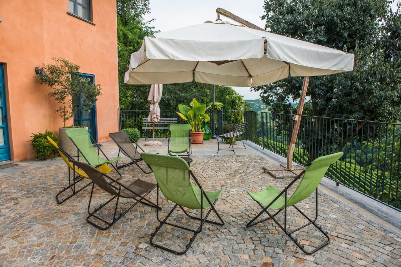 Albergo Ristorante Garibaldi Cisterna dʼAsti Eksteriør bilde